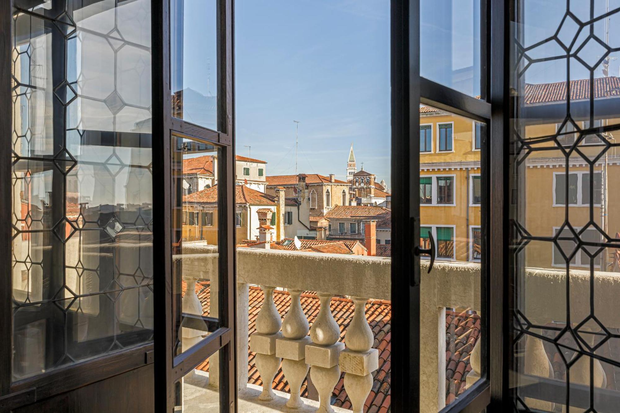 Palazzo Dei Fiori By Room Mate Venedig Eksteriør billede